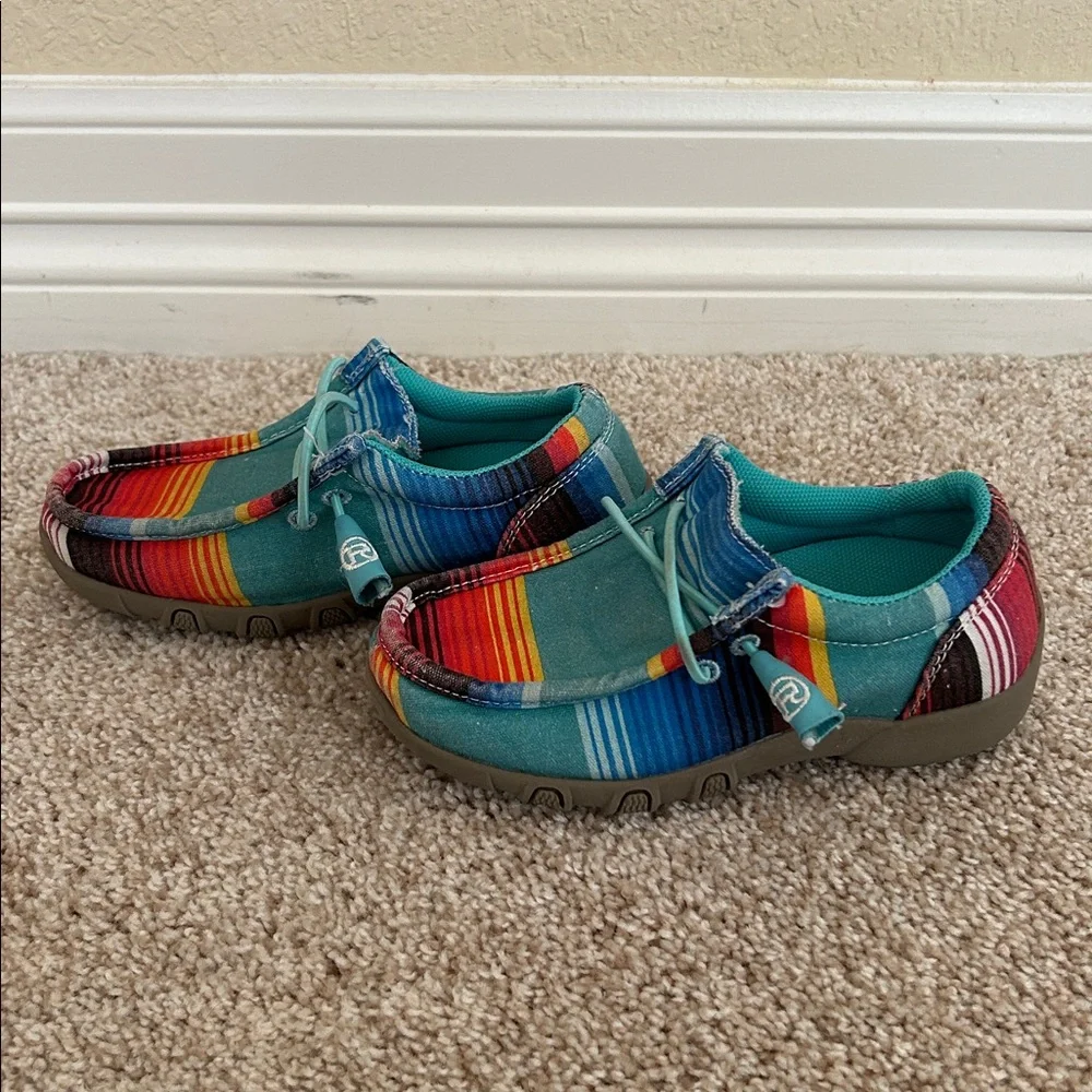 Roper Kids Multi-Color Fabric Chillin Serape Oxford Shoes